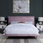 Lit Eastern King en cuir pleine fleur avec pieds en métal, finition rose